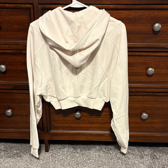 ALO Yoga Cream Cropped Zip-Up Hoodie - Picture 2 of 4